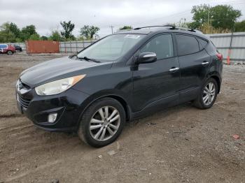  Salvage Hyundai TUCSON