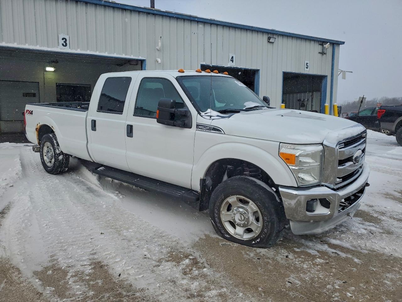 Ford F-250 Super Duty Image 11