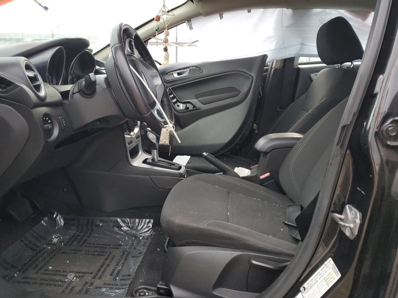 Ford Fiesta Se Image 9