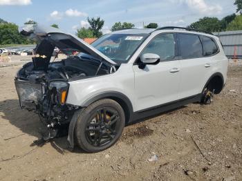  Salvage Kia Telluride
