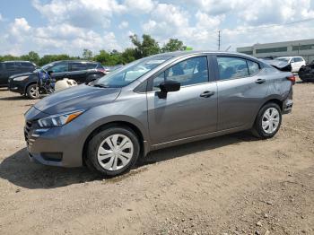  Salvage Nissan Versa