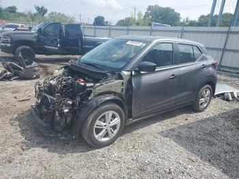  Salvage Nissan Kicks
