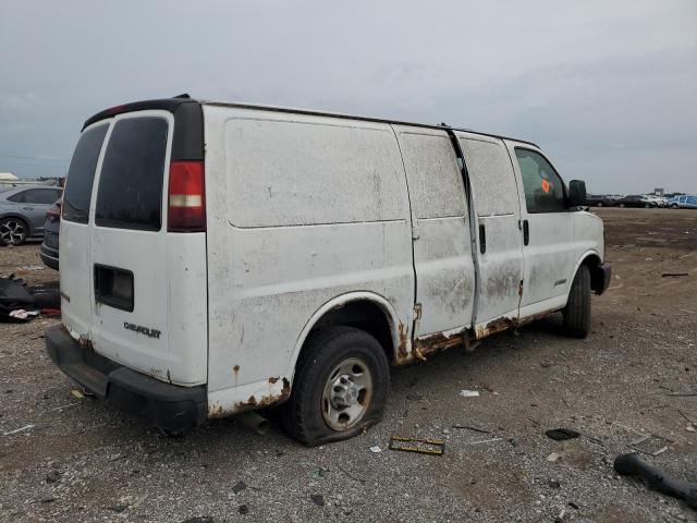 Chevrolet Express Image 2