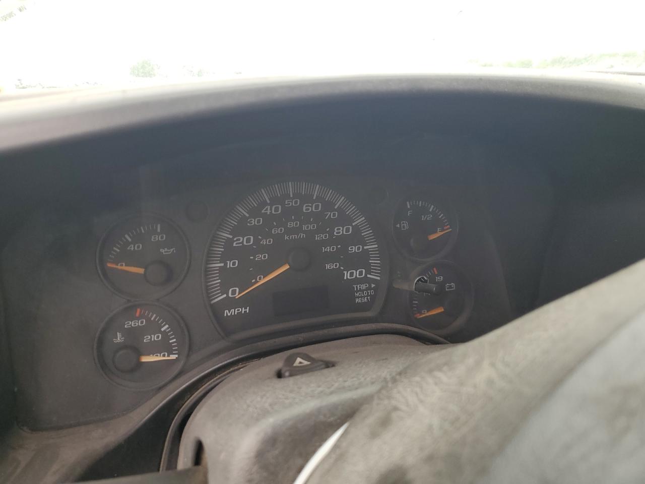 Chevrolet Express Image 8