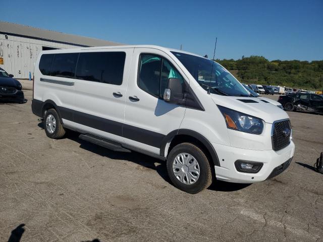 Ford Transit T-350 Image 2