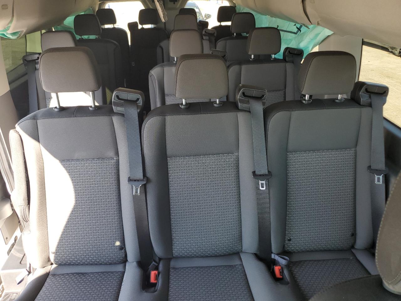 Ford Transit T-350 Image 13