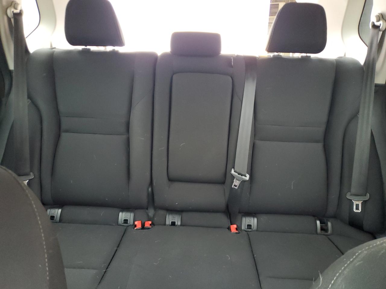 Nissan Rogue S Image 9