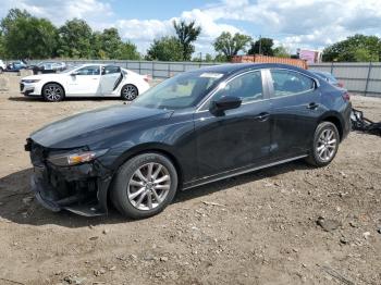  Salvage Mazda 3