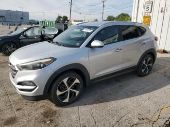  Salvage Hyundai TUCSON