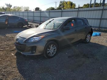  Salvage Mazda 3