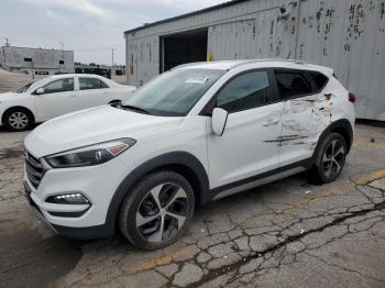  Salvage Hyundai TUCSON