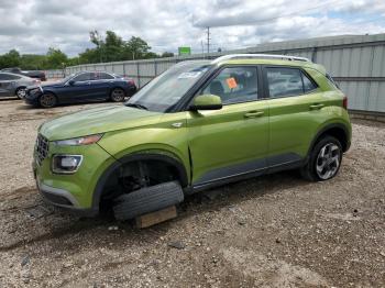  Salvage Hyundai VENUE