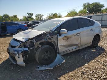  Salvage Toyota Prius