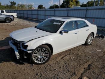  Salvage Chrysler 300