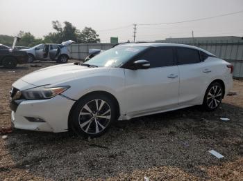  Salvage Nissan Maxima