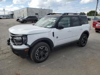  Salvage Ford Bronco