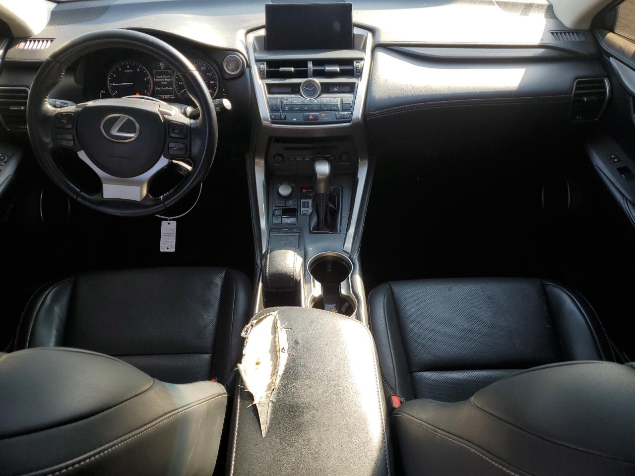 Lexus NX 200t Base Image 13