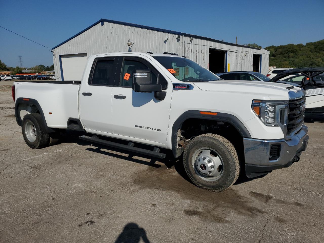 GMC Sierra K3500 Image 2