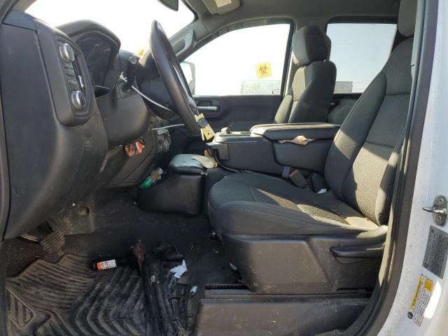 GMC Sierra K3500 Image 8