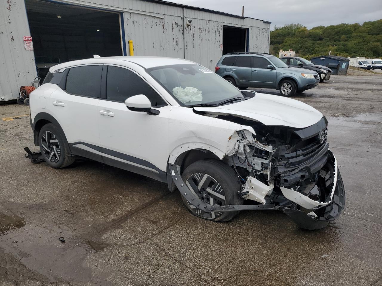 Nissan Kicks Sv Image 3