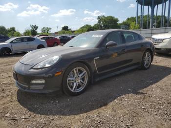  Salvage Porsche Panamera
