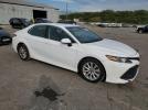Toyota Camry Le Image 9