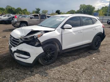  Salvage Hyundai TUCSON