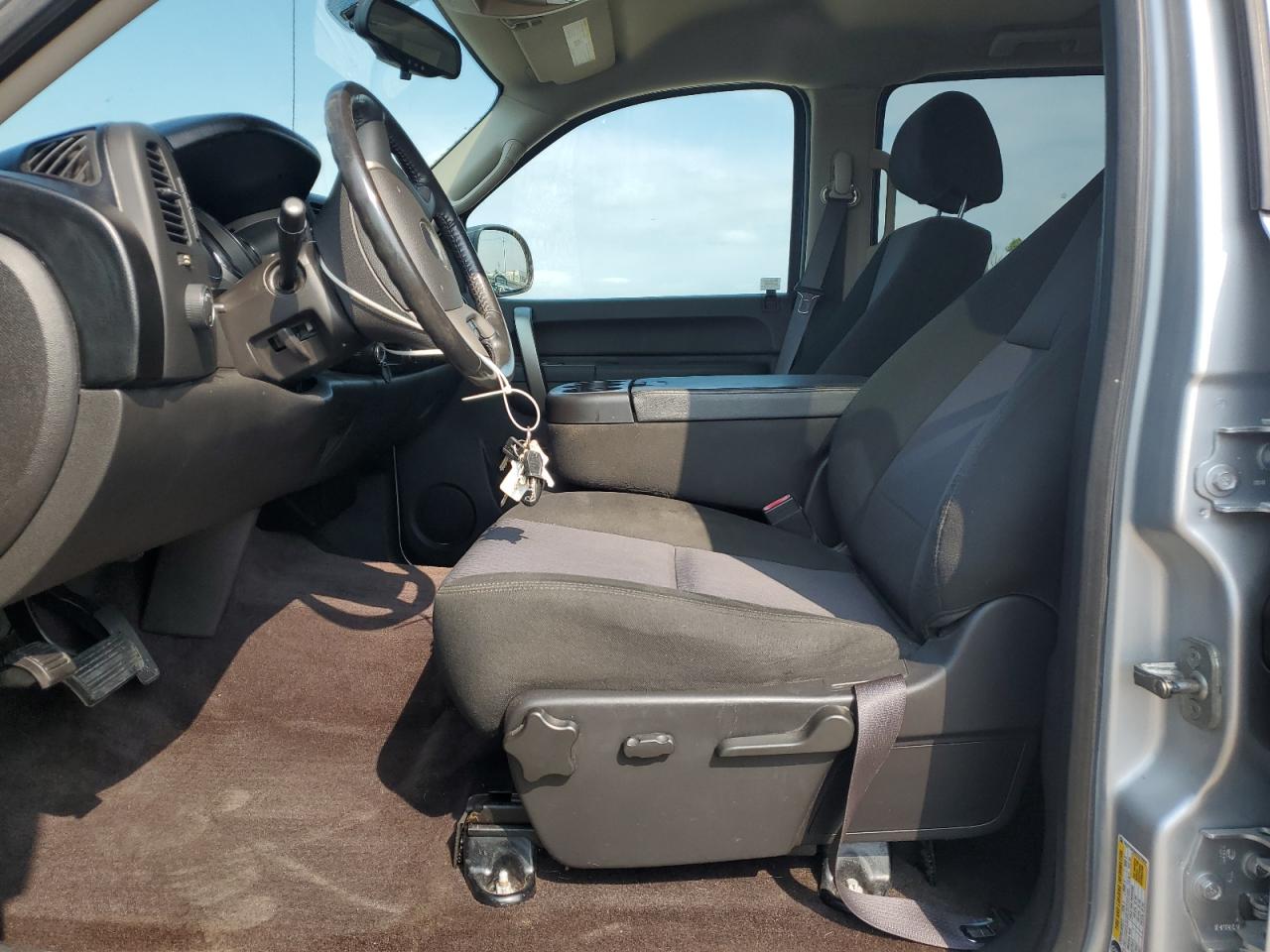 Chevrolet Silverado C1500 Lt Image 11