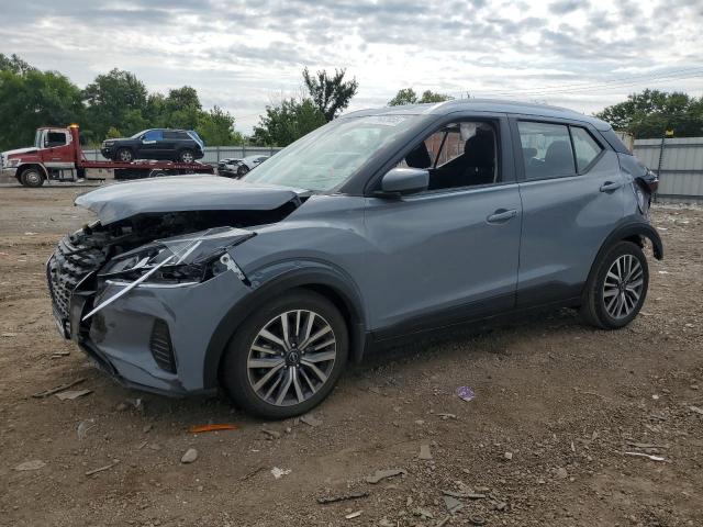  Salvage Nissan Kicks