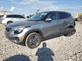  Salvage Kia Seltos