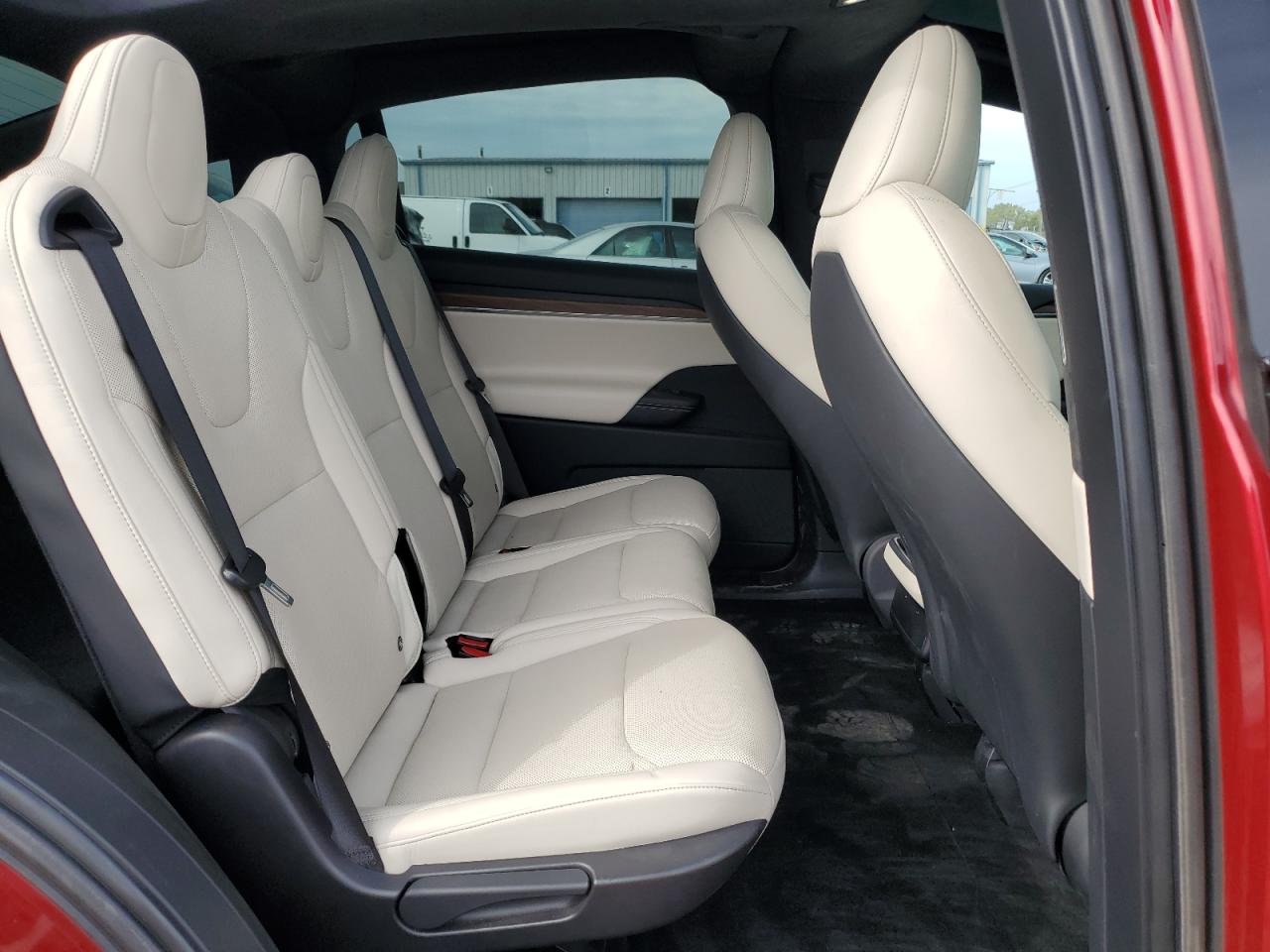 Tesla Model X Image 9