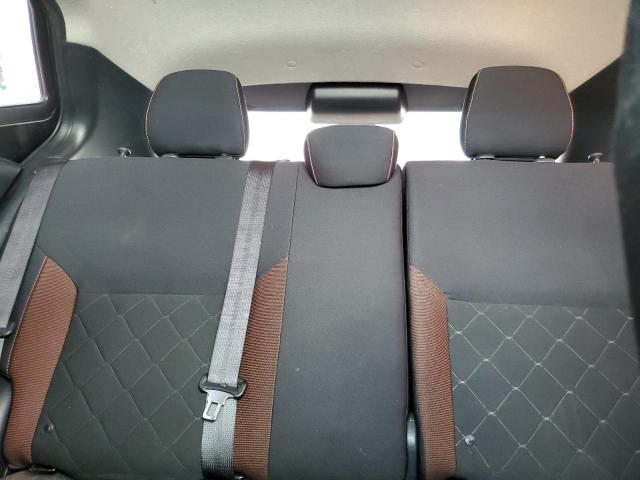 Nissan Kicks S Image 9