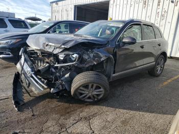  Salvage Volkswagen Touareg