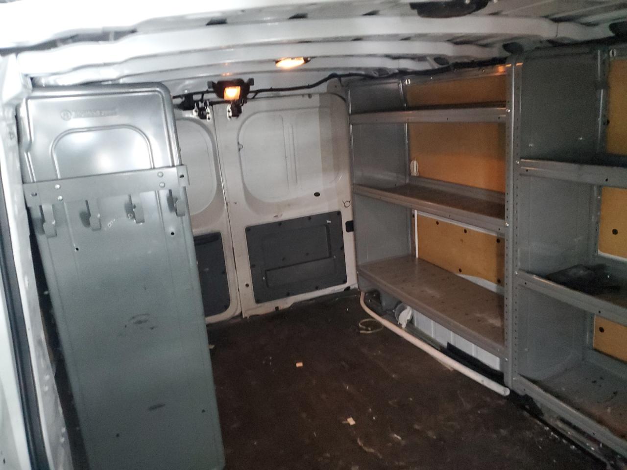 Nissan Nv 2500 Sv Image 13