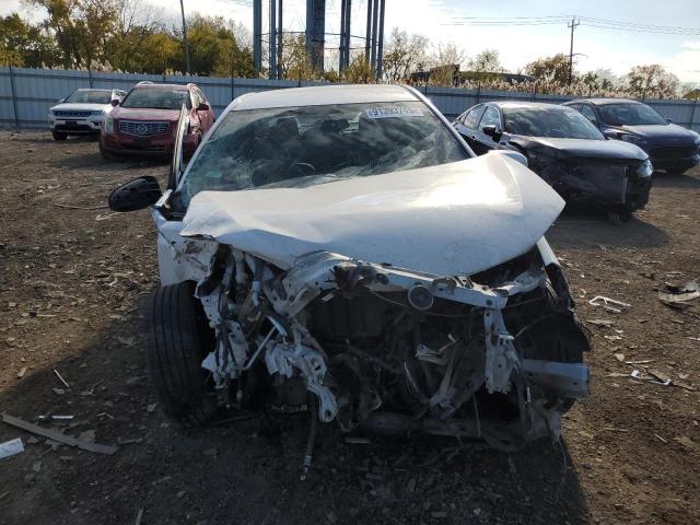 Toyota Corolla L Image 4