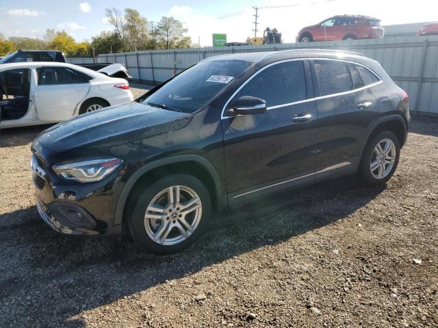  Salvage Mercedes-Benz GLA