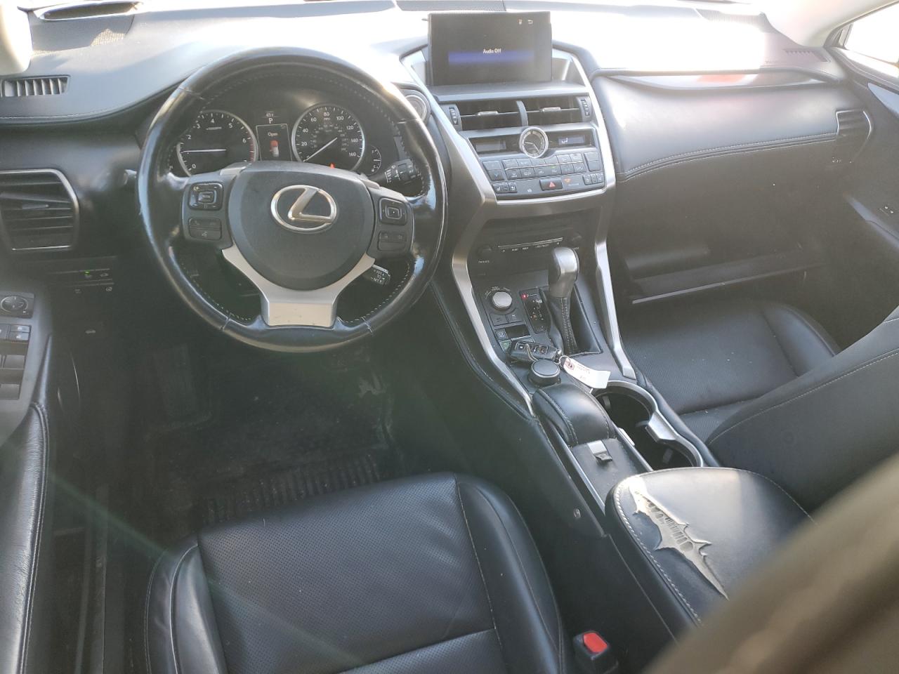 Lexus NX 200t Base Image 12