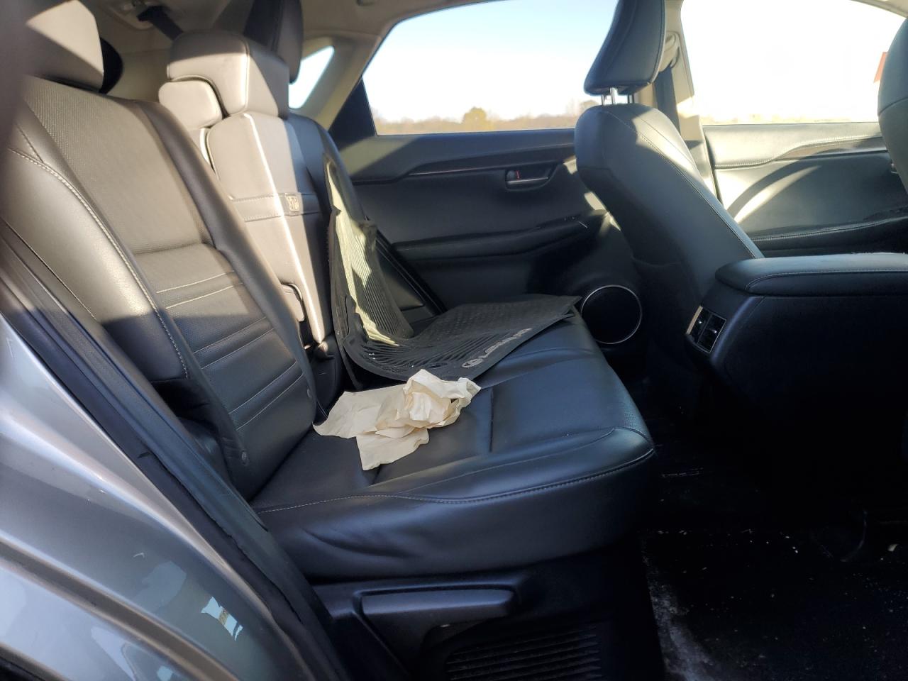 Lexus NX 200t Base Image 6