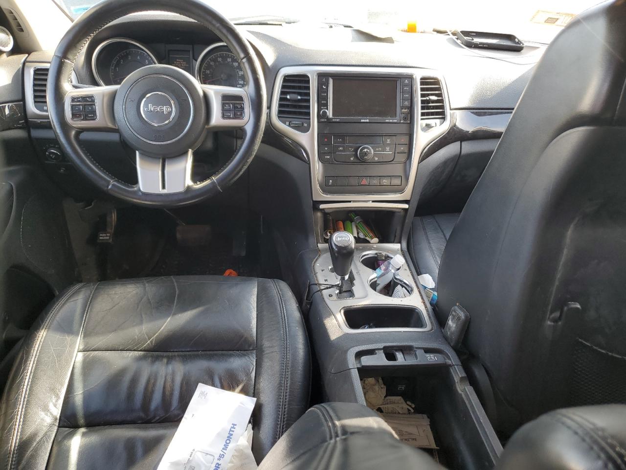 Jeep Grand Cherokee Laredo Image 13