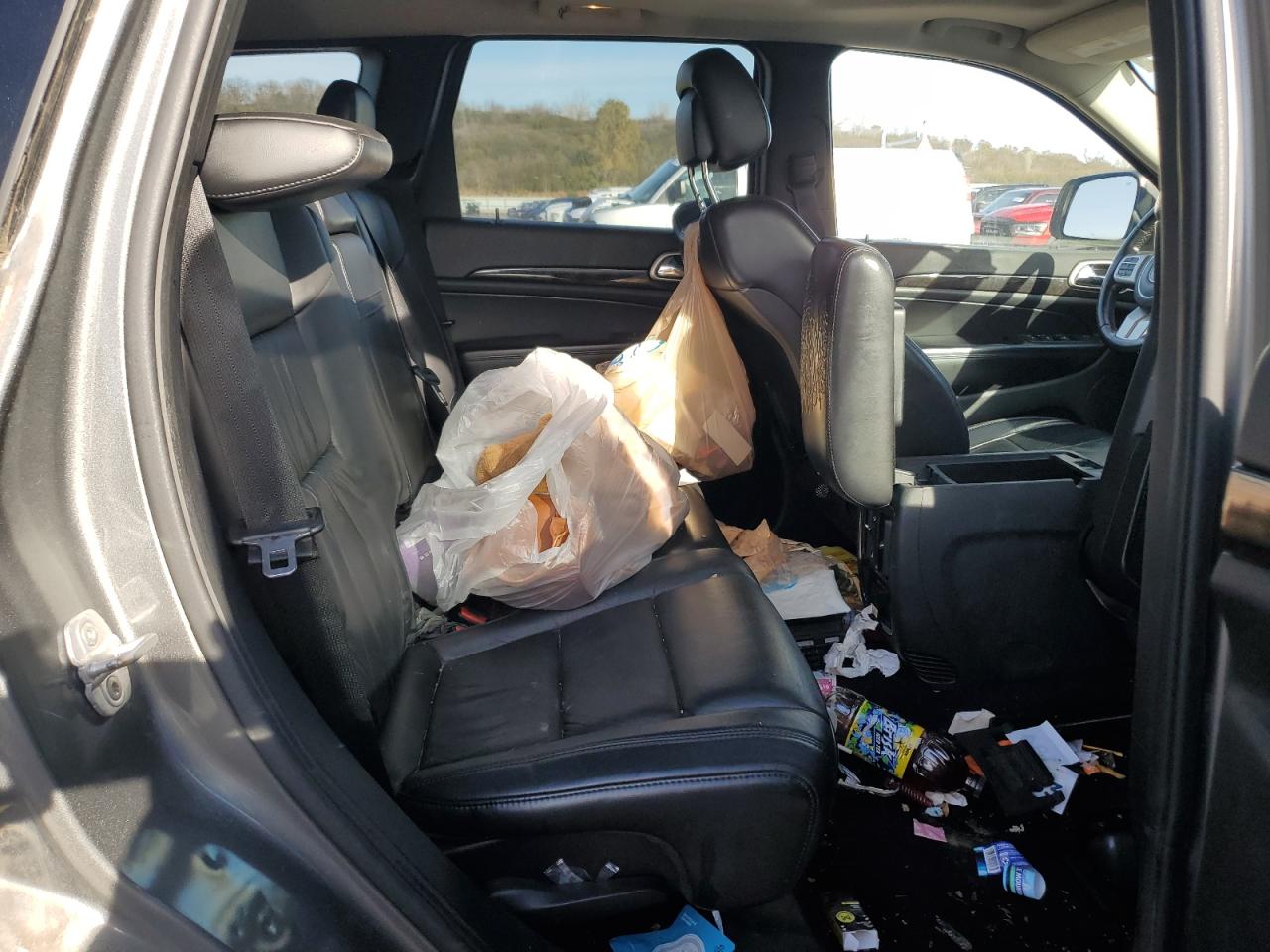 Jeep Grand Cherokee Laredo Image 10