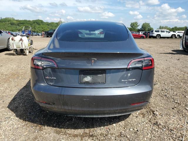 Tesla Model 3 Image 8