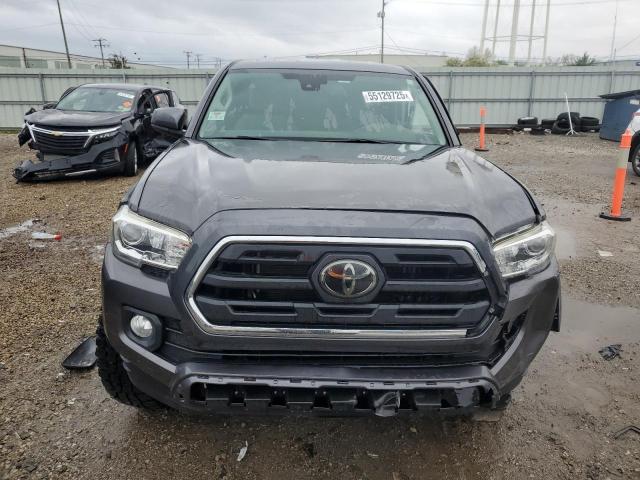 Toyota Tacoma Access Cab Image 12