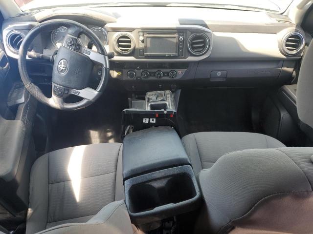 Toyota Tacoma Access Cab Image 3