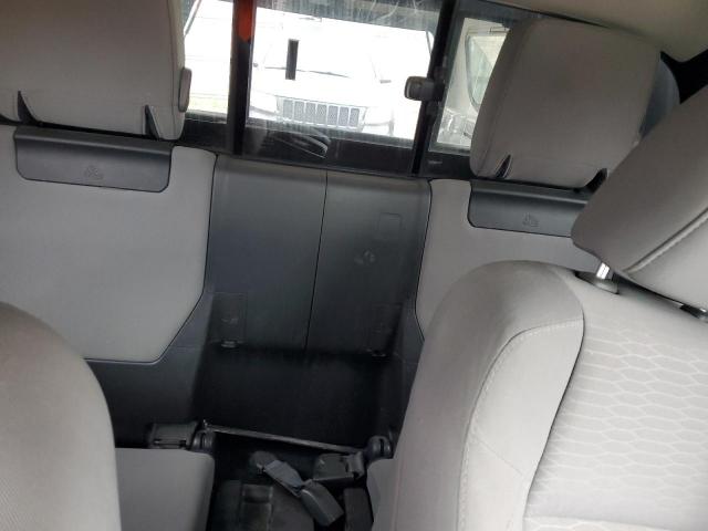 Toyota Tacoma Access Cab Image 4