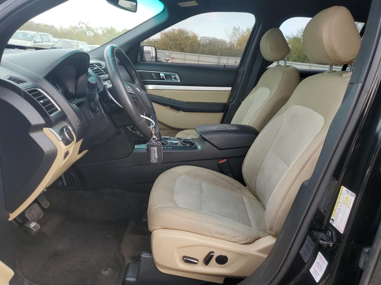 Ford Explorer Xlt Image 6