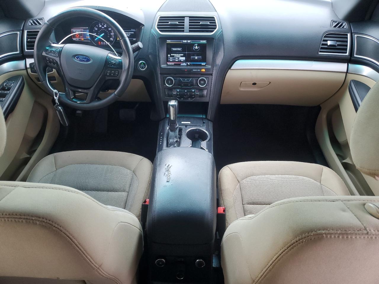 Ford Explorer Xlt Image 7