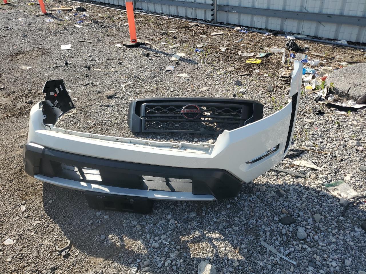 Nissan Frontier S Image 14