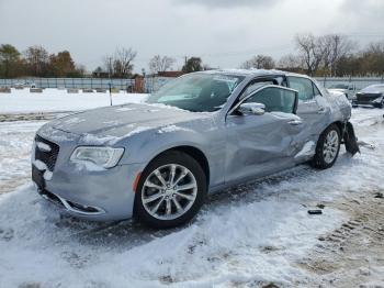  Salvage Chrysler 300