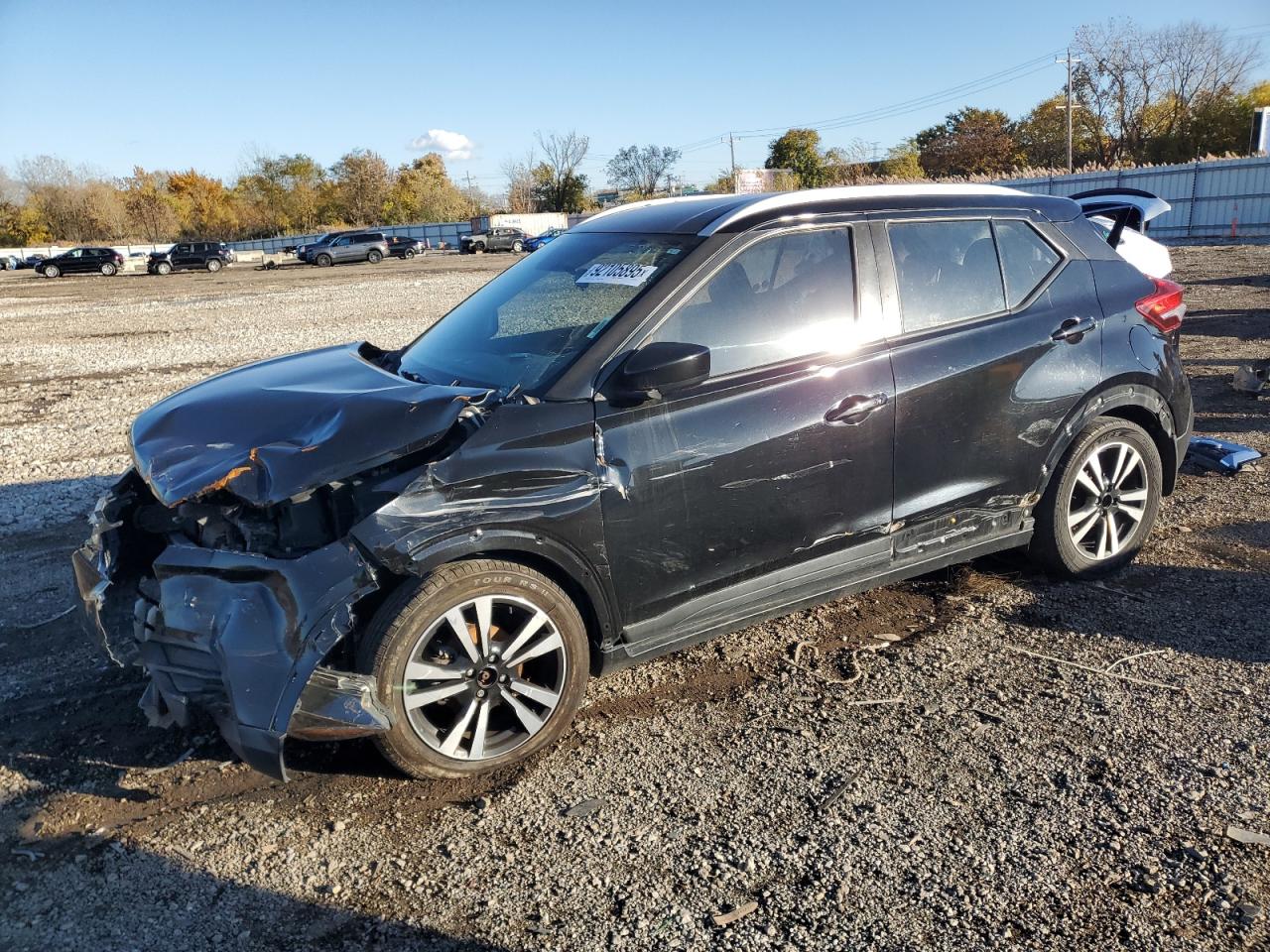 Nissan Kicks S Image 1