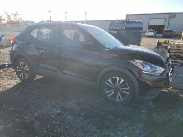 Nissan Kicks S Image 2